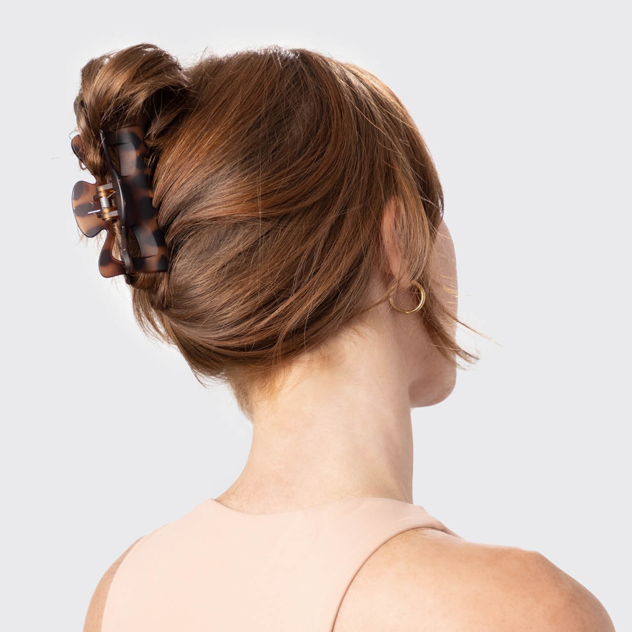 4871-EcoFriendly-LargeClawClip-2pc-Model-Hair-Black_Tort-3-1280x1280px.jpg