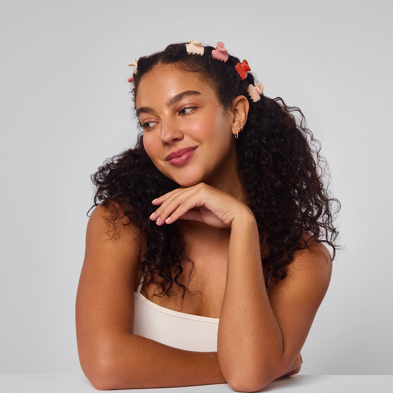 500393-MiniCloudClips-8pc-SeasonalCollection-AssortedCherryBlossom-Model-1280x1280px.jpg