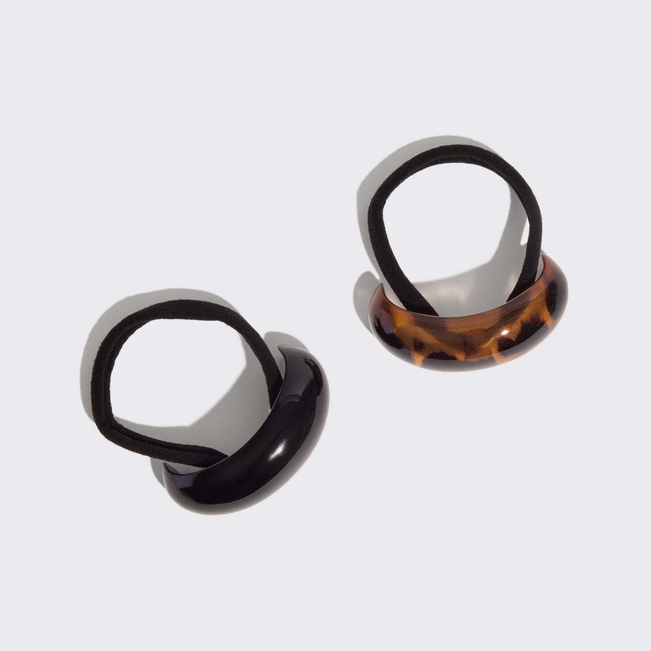 500928-RecycledPlasticMediumCloudCuffs-2pc-Set-Hair-Black_Tort-1280x1280px.jpg