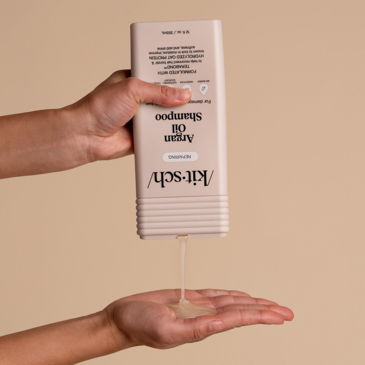 505923-ArganOilLiquidShampoo-Repairing-HairCare-Model-2-1280x1280px.jpg