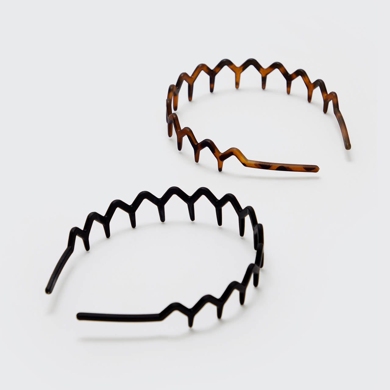 60145-Hair-recycled-plastic-zigzag-headband-2pc-black_tort-2-1280x1280px.jpg