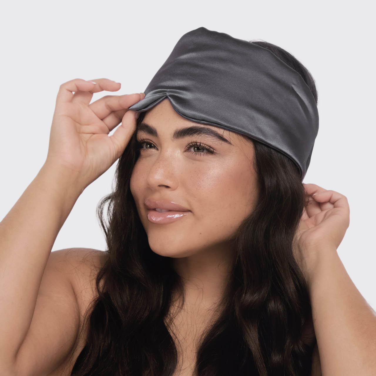 6240-beauty-satin-eyeMask-charcoal-4-1280x1280px.jpg