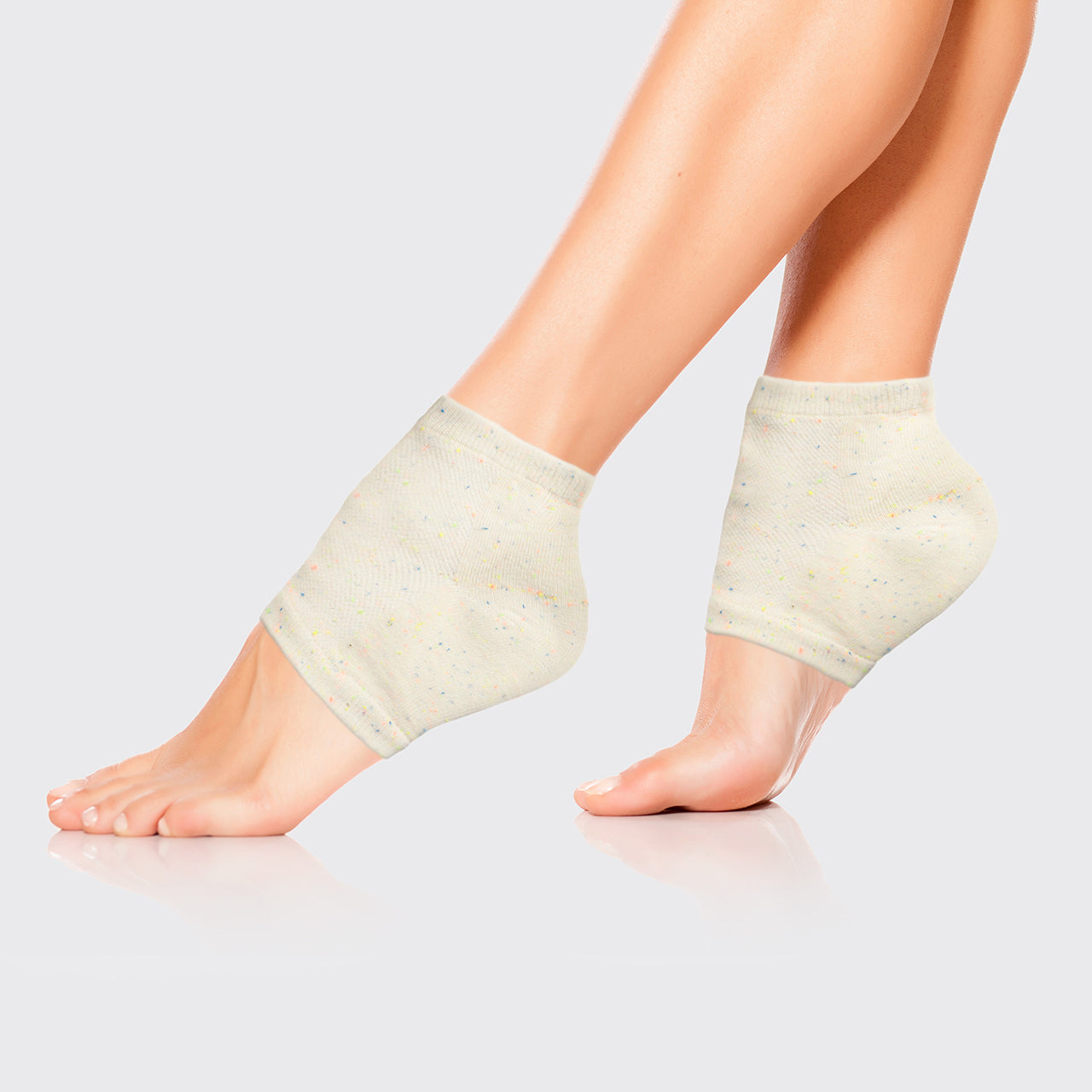 6448-Cleanse-lifestyle-moisturizing-heel-socks-1280x1280px_1.jpg