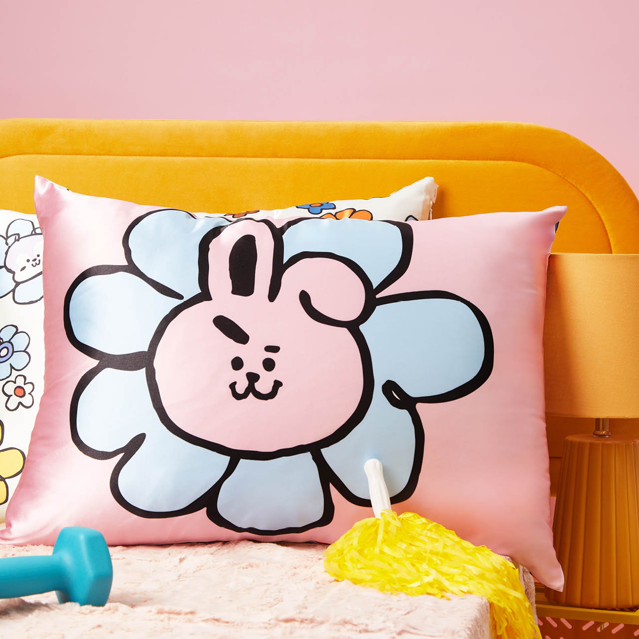 65508-BT21xKitsch-CreativeProductShoot-SatinPillowcase-Cooky-2-1280x1280px.jpg