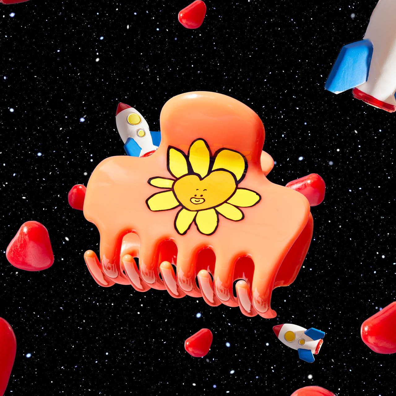 66376-BT21xKitsch-CreativeProductShoot-RecycledPlasticClawClip-1pc-Tata-1280x1280px.jpg