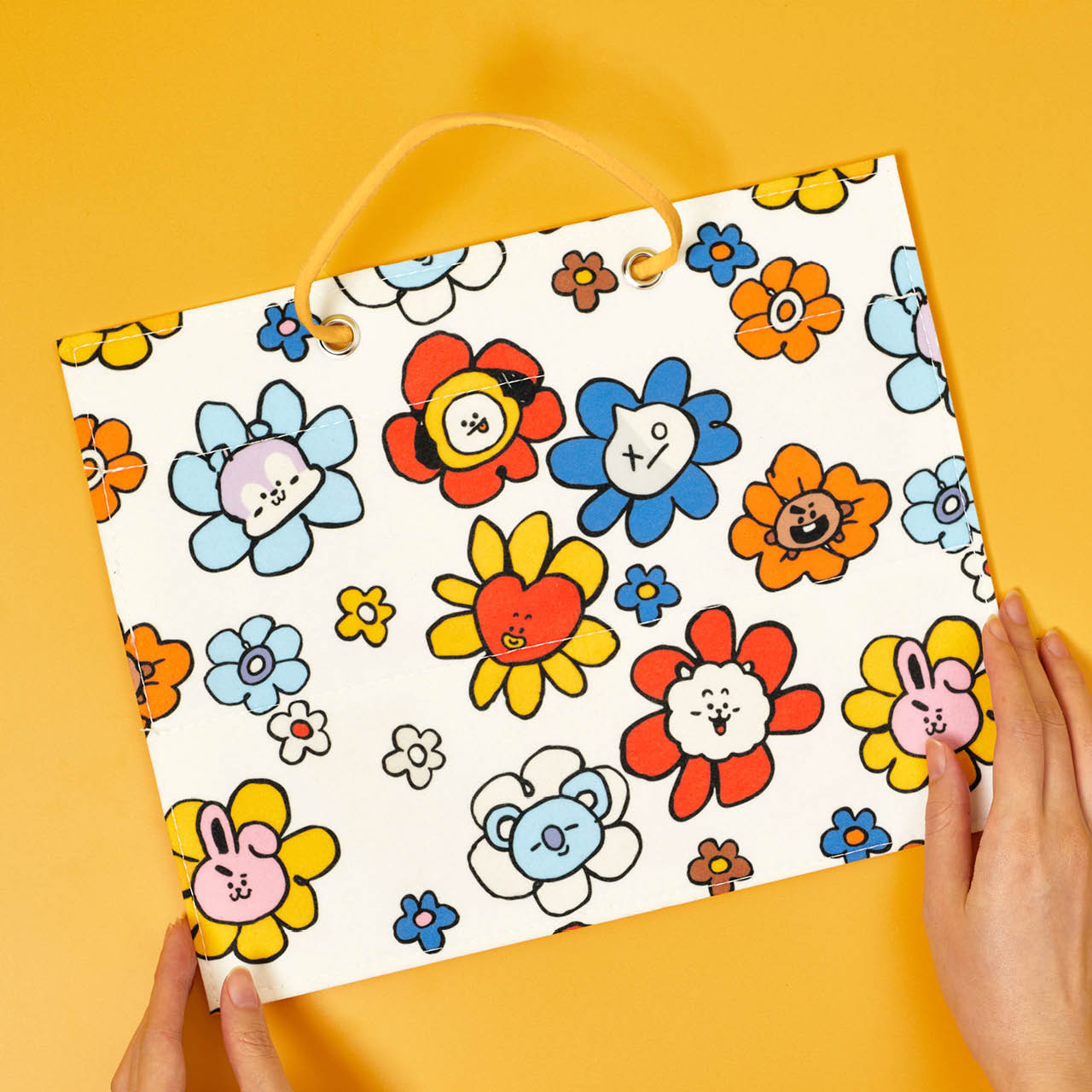 66406-BT21xKitsch-CreativeProductShoot-ClawClipOrganizer-Back-1280x1280px.jpg