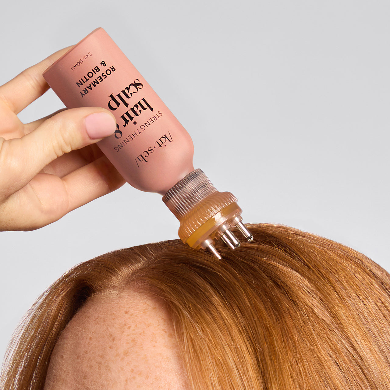 67830-60633-Scalp_HairOilApplicator-Terracotta-Model-Consumables-3-1280x1280-1.jpg